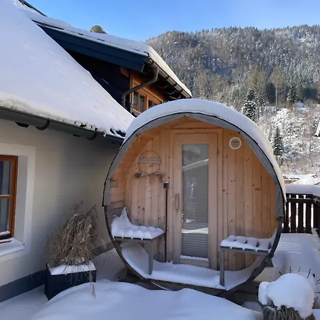 Gemuetliches Apartment Im Kraemerhaus In Annaberg , 1 Schlafzimmer, 2-4 Personen, Zentrum * アンベルク・イム・ランマータール
